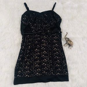 Amazing Torrid Sz 20 Black & Gold Lace Dress